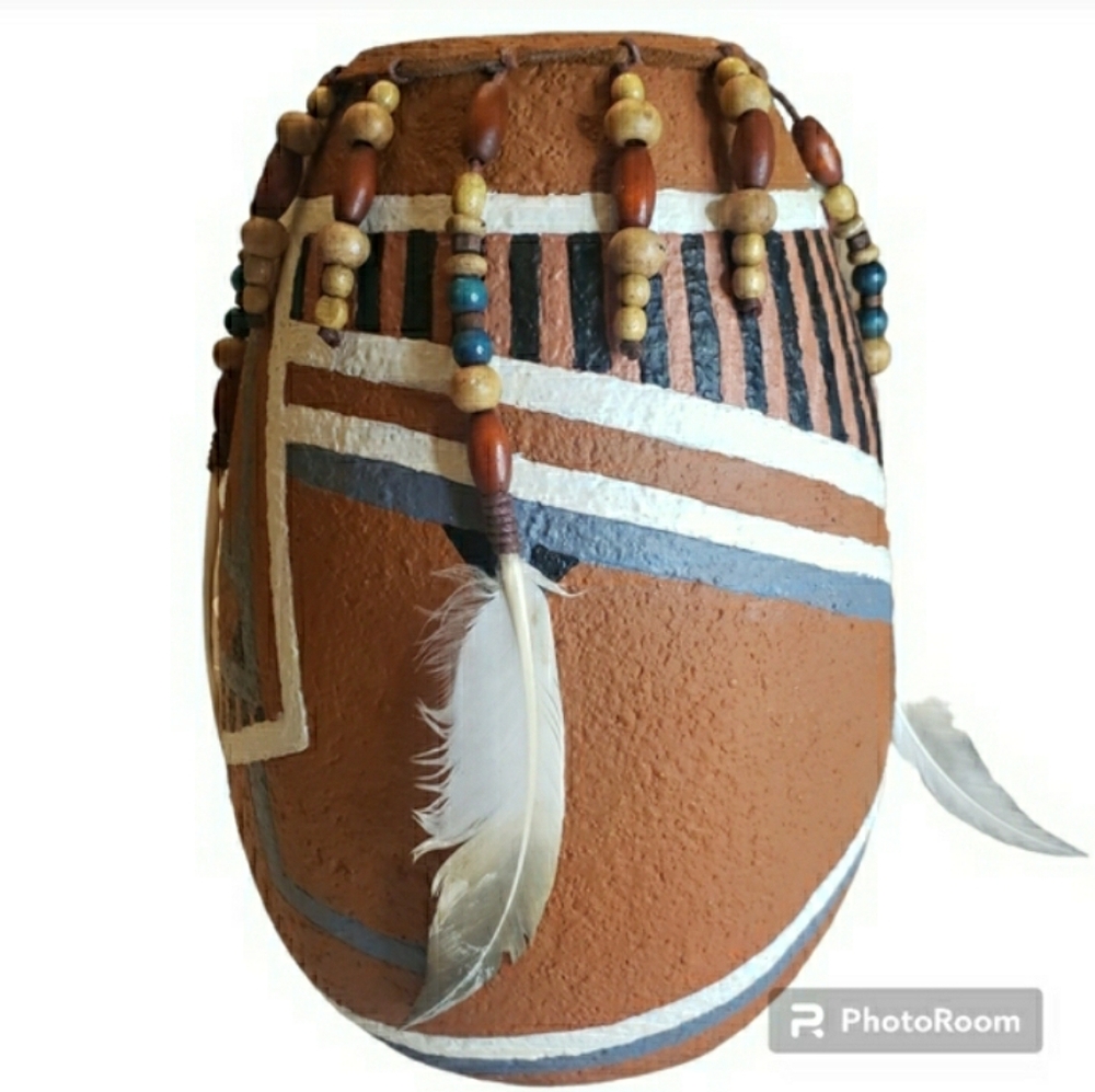 Eagle Spirit Native Indian Maiden Ashton Drake Decor VINTAGE π¦
Mint Condition - Picture 7 of 16